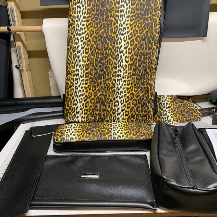 Leopard pattern laptop cover